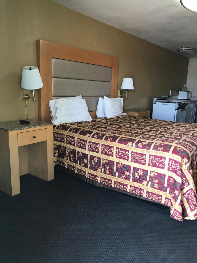 Budget Inn Паркер Экстерьер фото